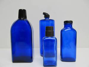 lot 79 image: Group of Larger Vintage & Antique Cobalt Blue Glass Ink Bottles