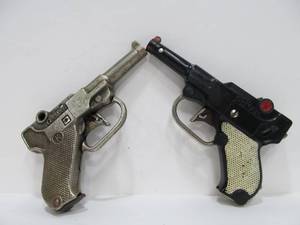 lot 86 image: Pair of 1930s era Kilgore G-MAN Cap Guns