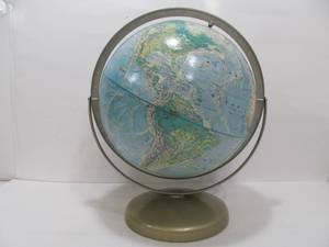 lot 130 image: Vintage Globe Rand McNally World Portrait 12 Metal Base