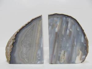 lot 150 image: Set of Large Genuine Cut Stone Bookends