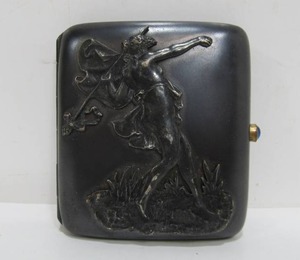 lot 217 image: Excellent Vintage Curved Metal Cigarette Case