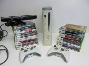 lot 176 image: Working XBOX 360 With Games & Controllers