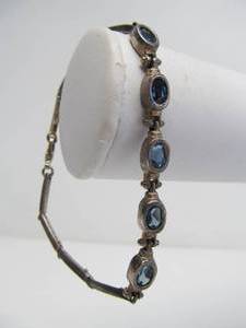lot 187 image: Old Vintage Sterling Silver wLight Blue Gemstone Bracelet