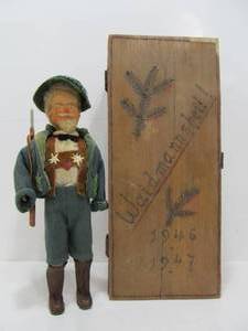 lot 241 image: Wonderful 1940s German Folk Art Carved Hunting Figure - Happy Hunting