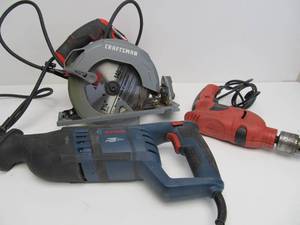 lot 251 image: Lot of 3 Working Power Tools