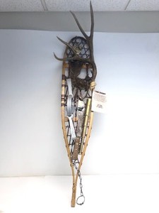 lot 272 image: Very Cool Folk Art Vintage Snowshoe Cabin Decor Wall Hanging