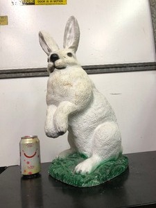 lot 267 image: Large Heavy CementConcrete Rabbit LawnGarden Statue