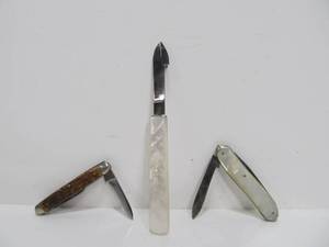 lot 296 image: Nice Group of Old Vintage KEEN KUTTER, Cattaraugus etc Pocket Knives Straight Razor