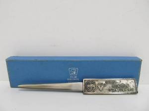 lot 299 image: Group of Vintage & Antique Advertising etc Letter Openers