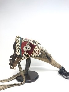 lot 312 image: Hand Carved & Decorated Vintage African DAN Dance Mask