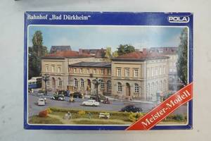 Pola  Meister model  HO 654 scale model town