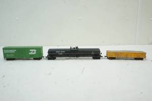 HO scale train cars