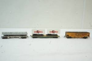 HO scale train cars