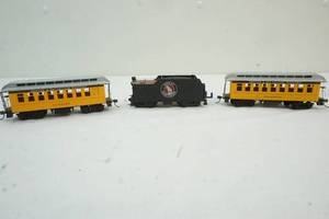 HO scale train cars