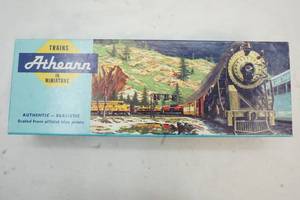 HO scale train cars