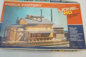 Lionel ho pickle factory kit