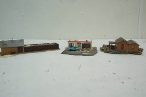 HO scale buildings