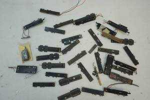 HO scale switch machines