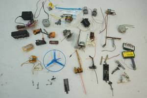 HO scale electrical components