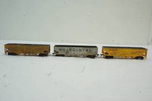 HO scale train cars