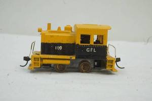 HO scale train engine