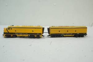 HO scale train engines
