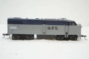 Ho scale train engine