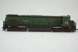 HO  scale train engine