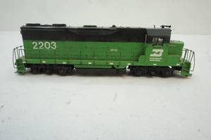 HO scale train engine