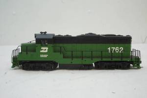 HO scale train engine