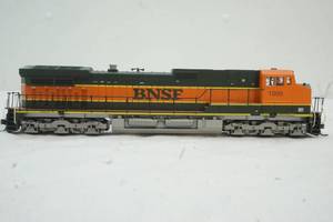 HO scale train engine