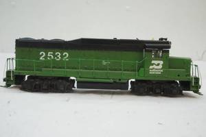HO scale train engine