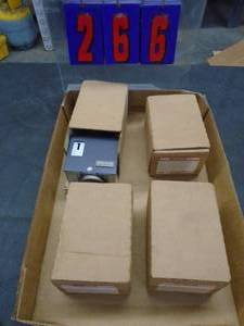 lot 266 image: Qty of 4 Honeywell PA404A1025 pressure switches. As shown.