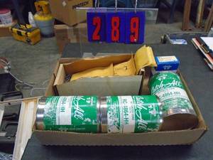 lot 289 image: Sporlan filter dryers & keys. As shown.