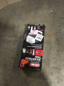 lot 27 image: Genie SilentMax 750 34 HPc Ultra-Quiet Belt Drive Garage Door Opener with Wireless Keypad, Open Box, Review all pictures