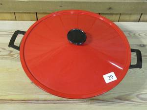 lot 29 image: West Bend Electric Wok - Red