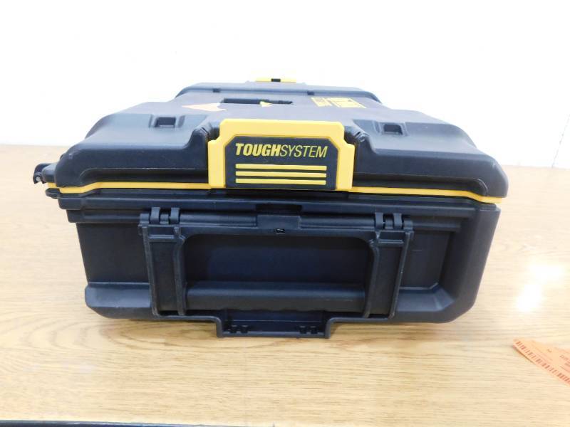 lot 115 image: DEWALT TOUGHSYSTEM 2.0 22 in. Small Tool Box