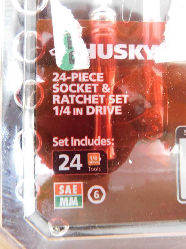 lot 79 image: Husky 14 in. Drive Ratchet SAEMetric Standard Socket Set (24-Piece)