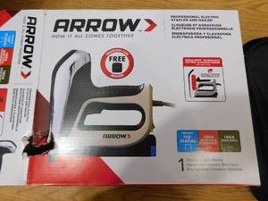 lot 15 image: Arrow T50AC 38-in Corded Electric Staple Gun