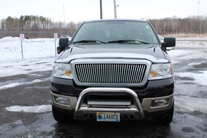 lot 7 image: 2005 Ford F-150 Lariat 4x4 - 2 Owners - 78,917 Miles -