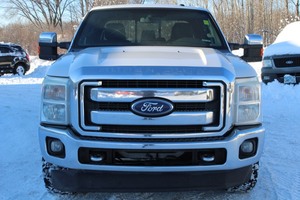 lot 4A image: 2011 Ford F-250 Super Duty Lariat Crew Cab 4x4 6.7l PowerStroke Turbo Diesel