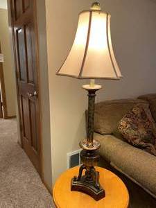 lot 15 image: Brown Vase-Pedestal Base Lamp with Wood End Table