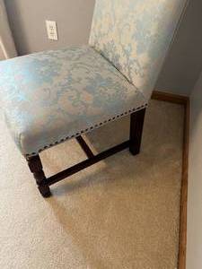 lot 69 image: Blue Floral Patterned Wood Chair with Mahogany Stain Legs