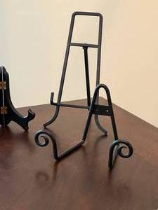 lot 84 image: Decorative Stands - Four Total