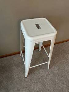 lot 98 image: White Metal Stool