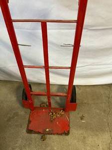 lot 160 image: Red DollyCart with 4 Wheels
