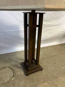lot 134 image: Pedestal Column Lamp with Tan Lampshade