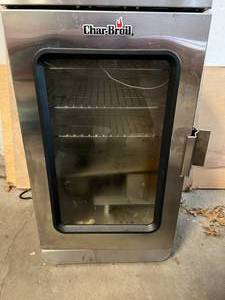 lot 144 image: Char-Broil Electric Smoker