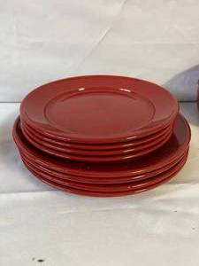 lot 151 image: Red Mainstay Amelia Dish Set