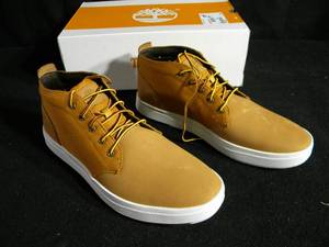 lot 214 image: New Timberland Mens Davis Square Chukka Boot Size 12